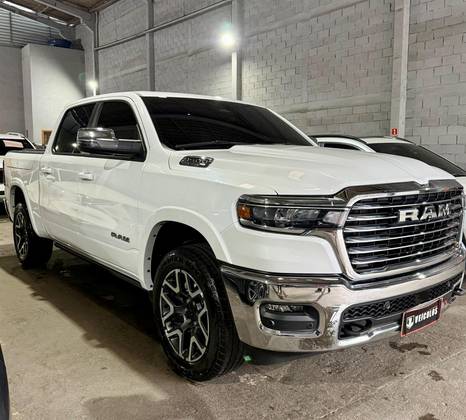 RAM 1500 3.0 HURRICANE 6 BITURBO GASOLINA LARAMIE CD 4X4 AUTOMÁTICO RAM 1500 3.0 HURRICANE 6 BITURBO GASOLINA LARAMIE CD 4X4 AUTOMÁTICO